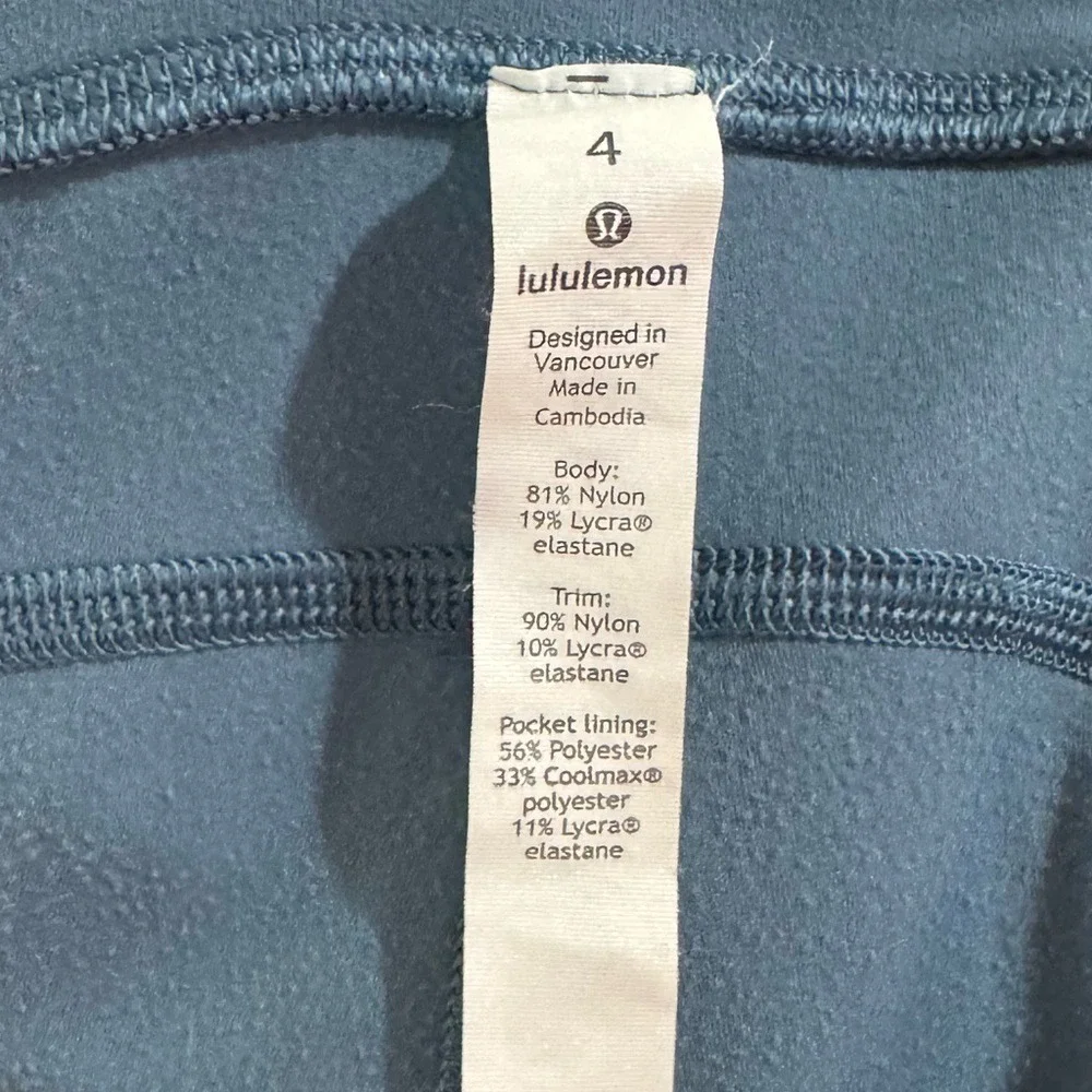 Lululemon leggings size 4,‎ blue